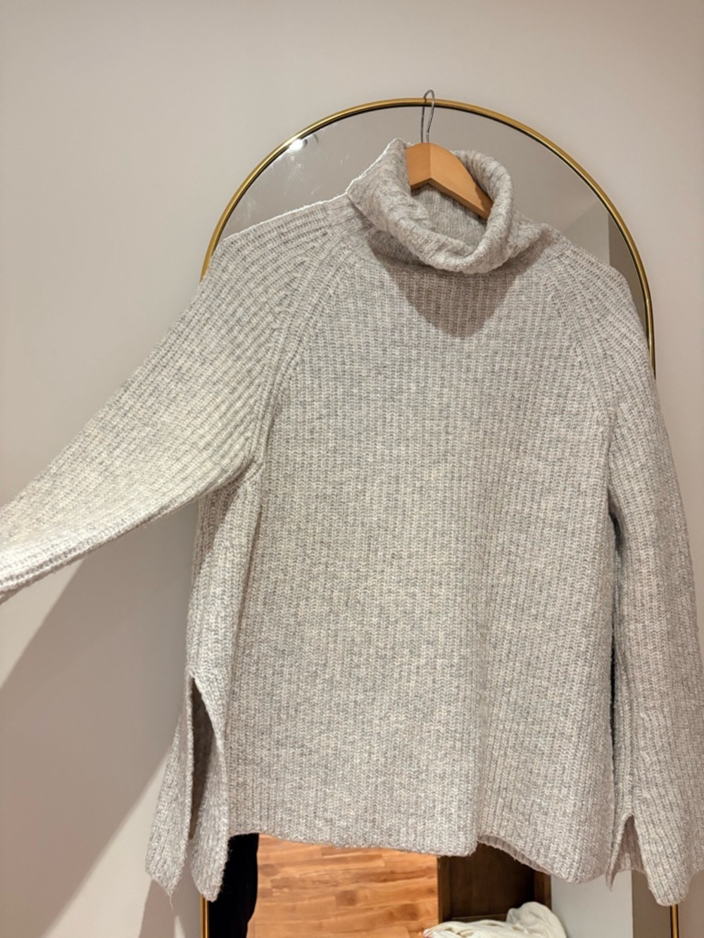 Cozy Turtleneck Ribbed Knit Sweater - Light Gray